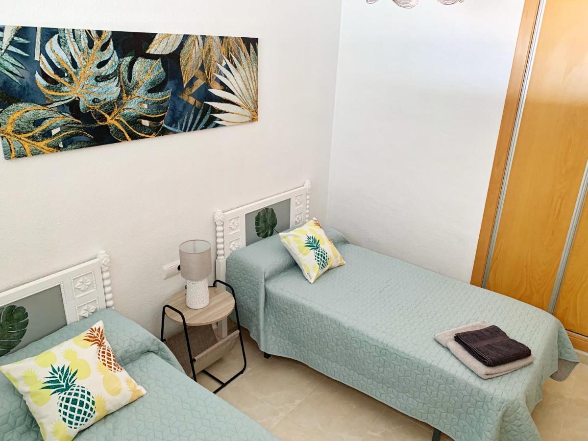 Sunny Beach Retreat Santa Pola Exteriör bild