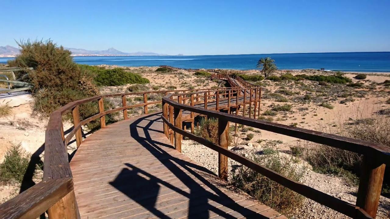 Sunny Beach Retreat Santa Pola Exteriör bild